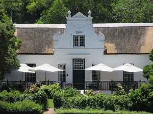 What are the Characteristics of Cape Dutch Architecture ? What are the Characteristics of Cape Dutch Architecture ?